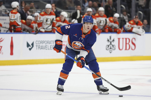 Islanders’ Mike Reilly to undergo heart surgery following concussion evaluations revealing prior issue