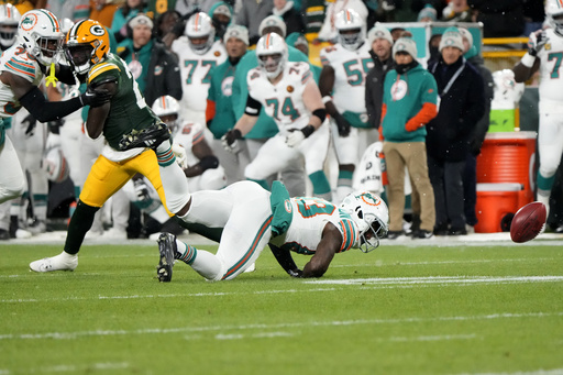 Dolphins’ disappointing showing against Packers on Thanksgiving feels all too familiar