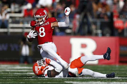 No. 24 Illinois surprises Rutgers with Bryant’s 40-yard touchdown catch just 4 seconds remaining