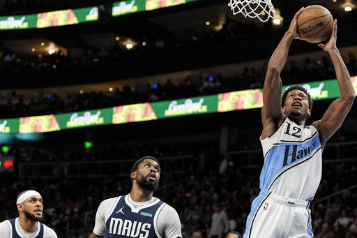 Kyrie Irving’s strong second half propels Mavericks to victory over Hawks 129-119.