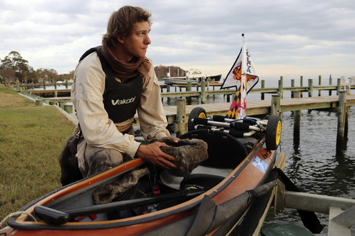 Canoeist embarks on 6,000-mile Great Loop journey as a tribute to life.