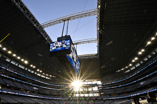 Roof debris drops at Cowboys’ residence before Texans matchup; no injuries noted