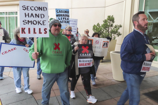 New Jersey casino employees rally for a ban on smoking.