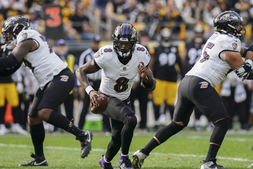 Boswell scores 6 field goals as Steelers contain Lamar Jackson in 18-16 victory against Ravens