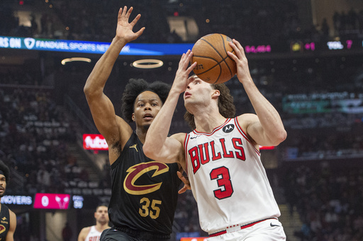 Donovan Mitchell nets 37 points as Cavaliers maintain unbeaten streak, advancing to 14-0 after defeating Bulls 144-126.