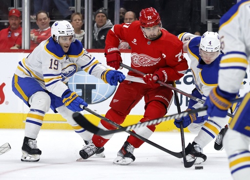 Dylan Larkin’s goals on the power play help Red Wings edge out Sabres, 2-1