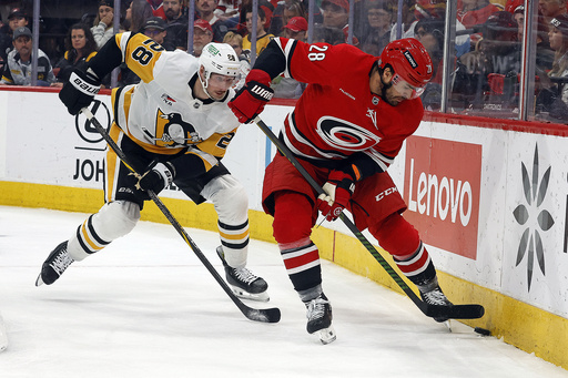 Hurricanes secure eighth consecutive victory by defeating Penguins 5-1