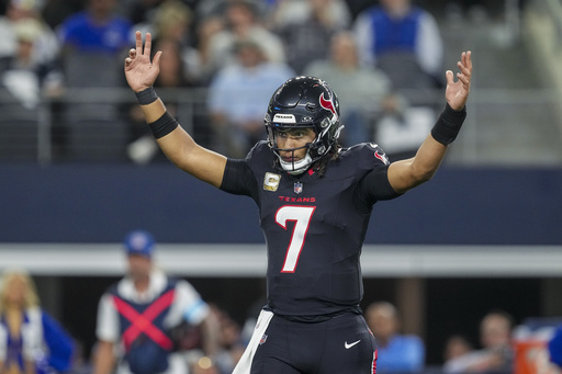 Mixon powers Texans’ offense with three touchdowns in victory against Cowboys