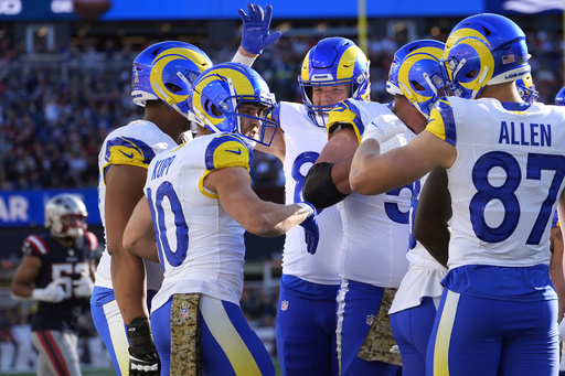 Rams’ playoff hopes remain alive with a 4-1 streak driven by veteran quarterback Matthew Stafford