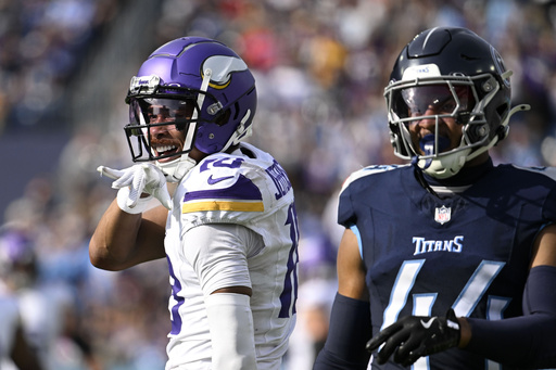 Sam Darnold guides Vikings to third consecutive victory, defeating Titans 23-13