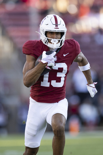 Stanford edges No. 22 Louisville 38-35 with last-second field goal