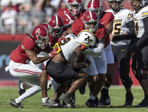 Alabama’s Que Robinson sidelined for the season due to injury