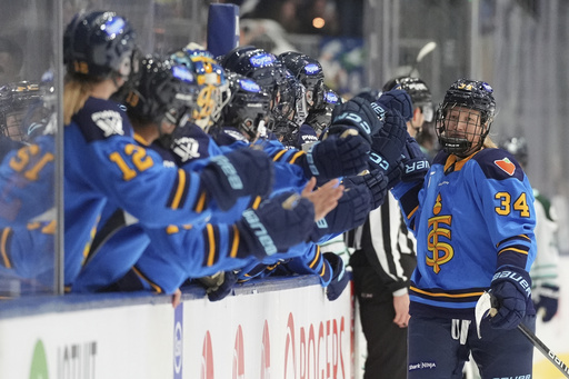 Toronto Sceptres begin PWHL season with a 3-1 victory against Boston Fleet after rallying back