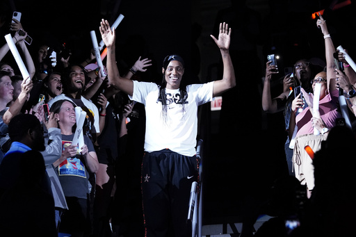 Bird, Fowles, Pondexter, and Beard lead the 2025 Women’s Basketball Hall of Fame inductees