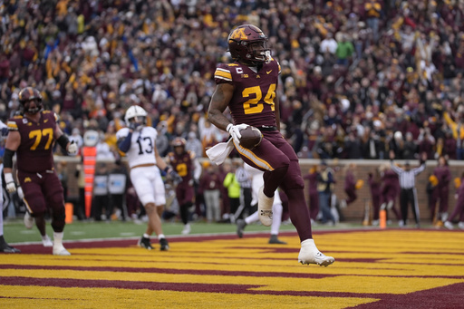 No. 4 Penn State maintains playoff hopes with close 26-25 triumph against Minnesota