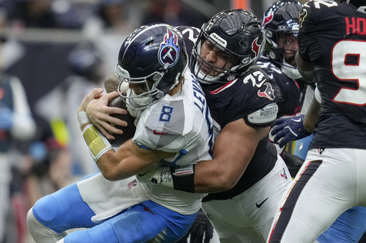 Henry and Barkley set to face off in historic matchup of 1,300-yard rushers.