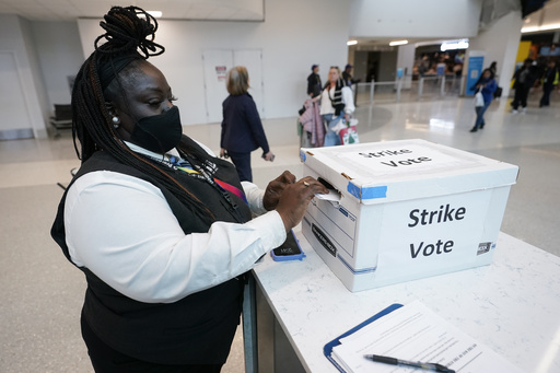 Charlotte airport employees to decide on a potential strike amid high Thanksgiving travel demand.