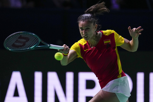 Poland competes against Spain, securing a 1-0 lead in the first round of the Billie Jean King Cup Finals.