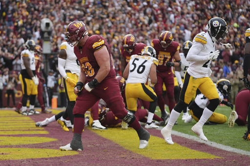 Sam Cosmi delivers a locker room address to Commanders following defeat against Steelers