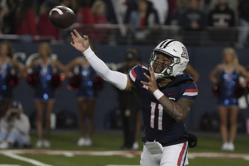 Noah Fifita passes for two touchdowns as Arizona snaps 5-game skid with 27-3 victory against Houston.