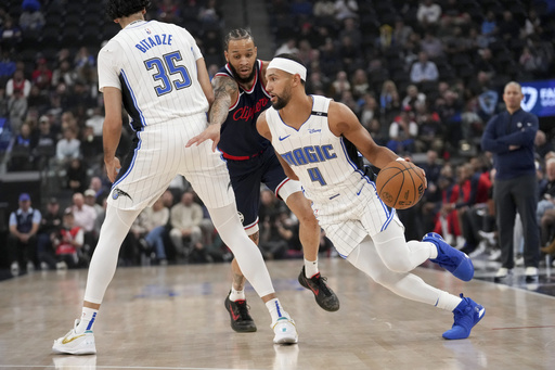 Harden scores 24 as Clippers defeat Magic 104-93, extending home winning streak to six games