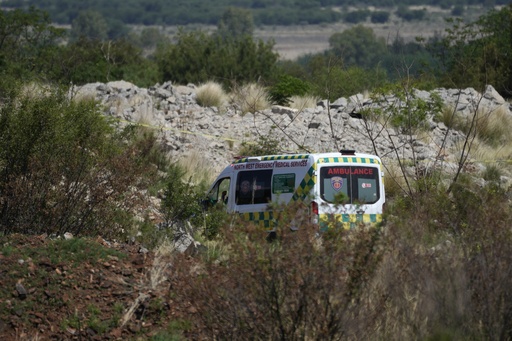 Key details regarding the confrontation between law enforcement and unlicensed miners in a South African mine