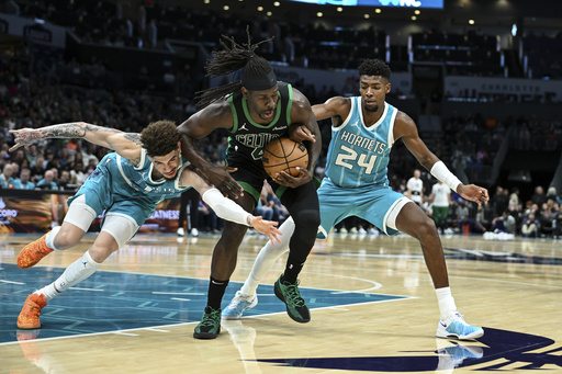 Hornets’ Lee: It’s essential to assess if Ball can defend in one-on-one situations after his two foul-outs.