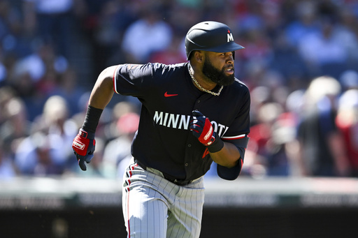 Twins opt not to exercise options, making Kyle Farmer and Manuel Margot free agents