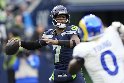 Geno Smith and the Seahawks struggle in the NFC West with their throw-heavy attack.