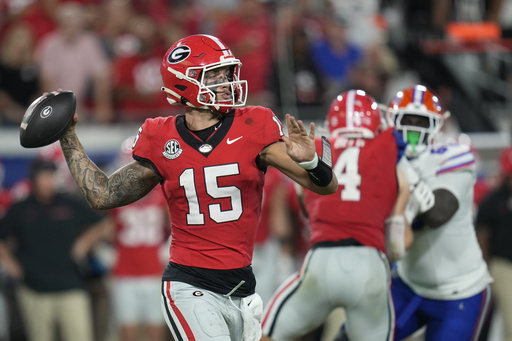 Beck maintains Smart’s trust as the captain of No. 2 Georgia’s offense despite throwing interceptions.