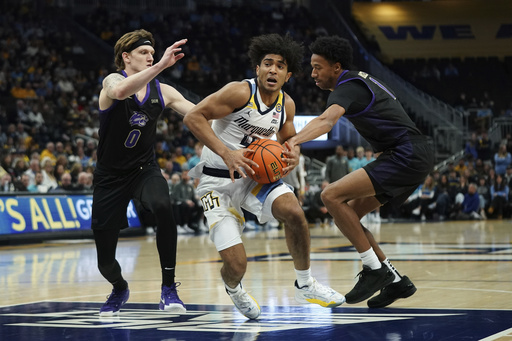 Kam Jones leads No. 10 Marquette to a 94-62 victory over Western Carolina, maintaining their perfect record.