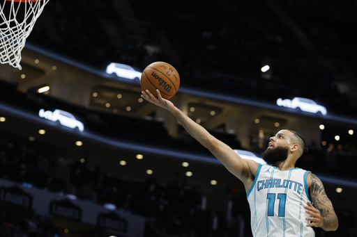 Tyler Herro nets 27 points as the Heat fend off a late rally from the Hornets.