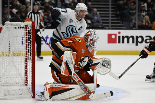 Kraken’s early third-period scores lead to continued success against Ducks