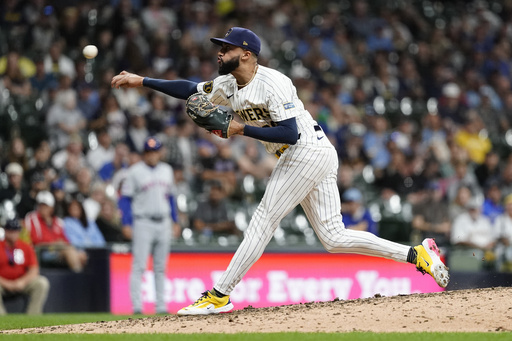 Brewers choose not to exercise 2025 option for Devin Williams; he stays with the team and qualifies for arbitration.