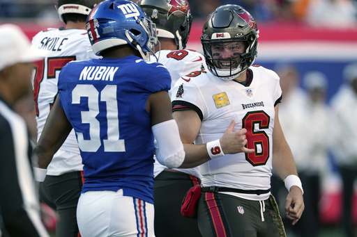 The Giants fell flat against the Buccaneers following the release of quarterback Daniel Jones.