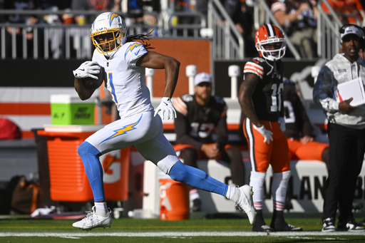 Chargers face Titans in a game that may feature strong defensive performances