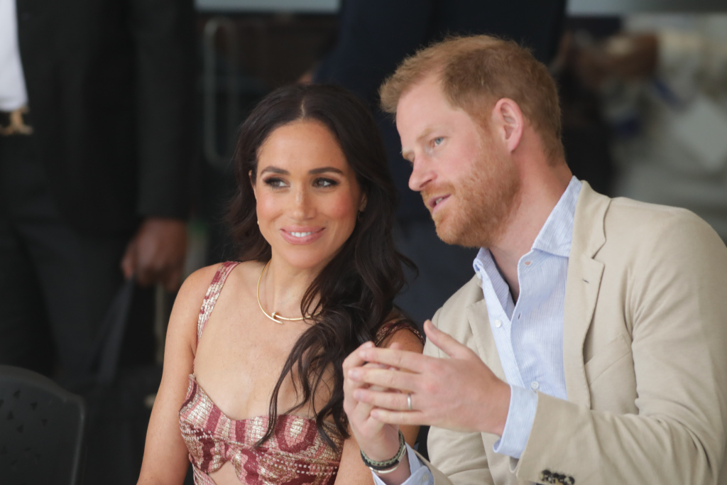 BOGOTA, COLOMBIA - AUGUST 15: Britain's Prince Harry, Duke of Sussex, and Britain's Meghan, Duchess of Sussex, visit Delia Zapata Art Center in Bogota, Colombia on August 15, 2024. (Photo by Juancho Torres/Anadolu via Getty Images)