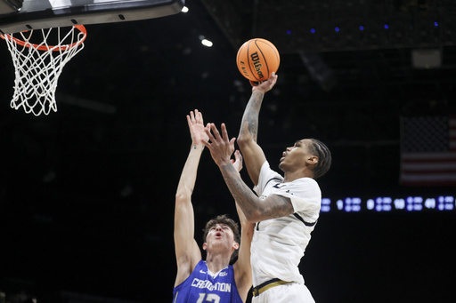 Jamiya Neal nets 21 points as No. 21 Creighton defeats Notre Dame 80-76