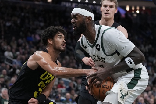 Lillard and Antetokounmpo shine as Bucks end 6-game losing streak with 123-100 win against Jazz