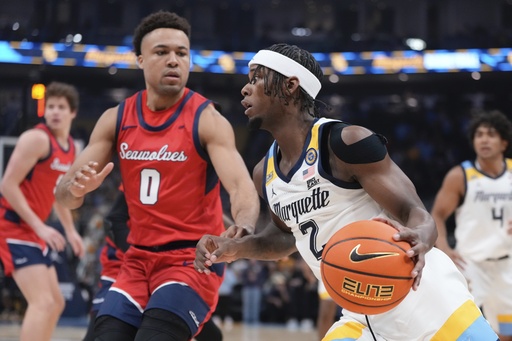 Kam Jones nets 32 points as No. 18 Marquette dominates Stony Brook 102-62 in season opener