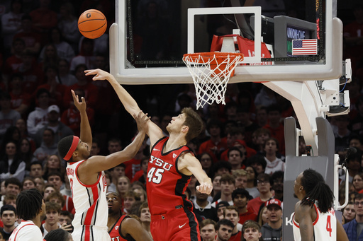 Bradshaw and Mobley contribute 16 points each as No. 21 Ohio State dominates Youngstown State 81-47.