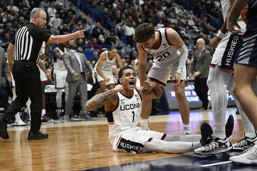 No. 3 UConn powers through slow beginning, defeating New Hampshire 92-53 with 17 points from Alex Karaban.