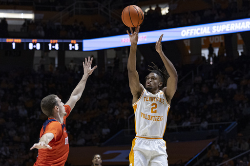 Tennessee ranked seventh continues its season-opening winning spree, defeating UT Martin 78-35 for a seventh straight victory.