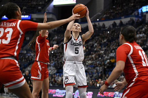 Freshmen El Alfy and Strong each contribute 17 points in No. 2 UConn’s dominating 86-32 victory over BU