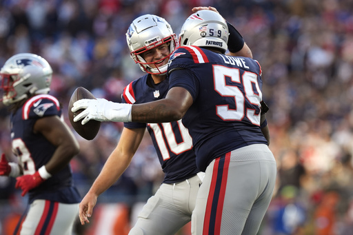 Patriots face recurring problems, costly mistakes in defeat against Rams