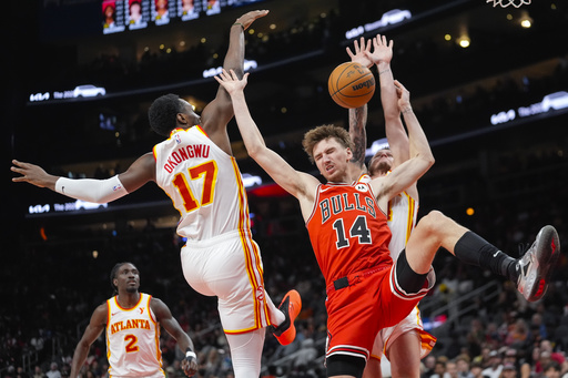 Bulls rally to defeat Hawks 125-113, ending four-game losing streak