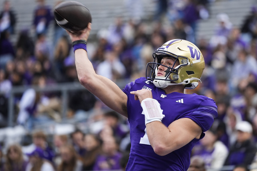 Washington halts USC on two occasions in the fourth quarter to secure a 26-21 win.