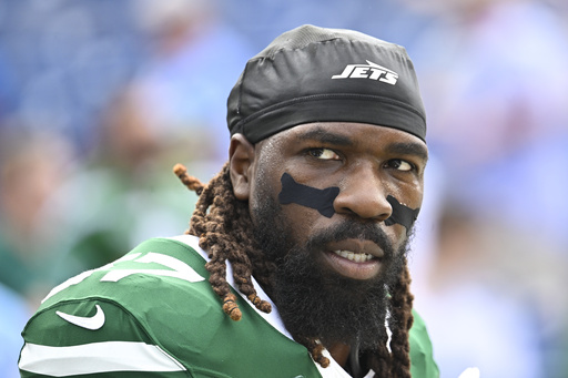 Mosley of the Jets suffers from a herniated neck disk, while Smith is sidelined due to a neck injury.