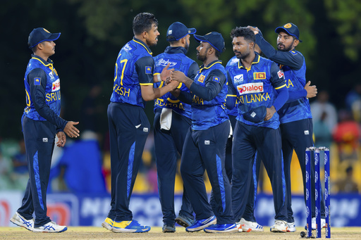 Sri Lanka chooses to bowl first after winning the toss in the second ODI versus New Zealand.