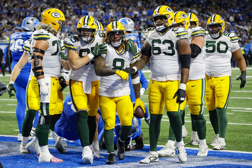 Green Bay aims to bounce back during their Sunday night game against Seattle away from home.